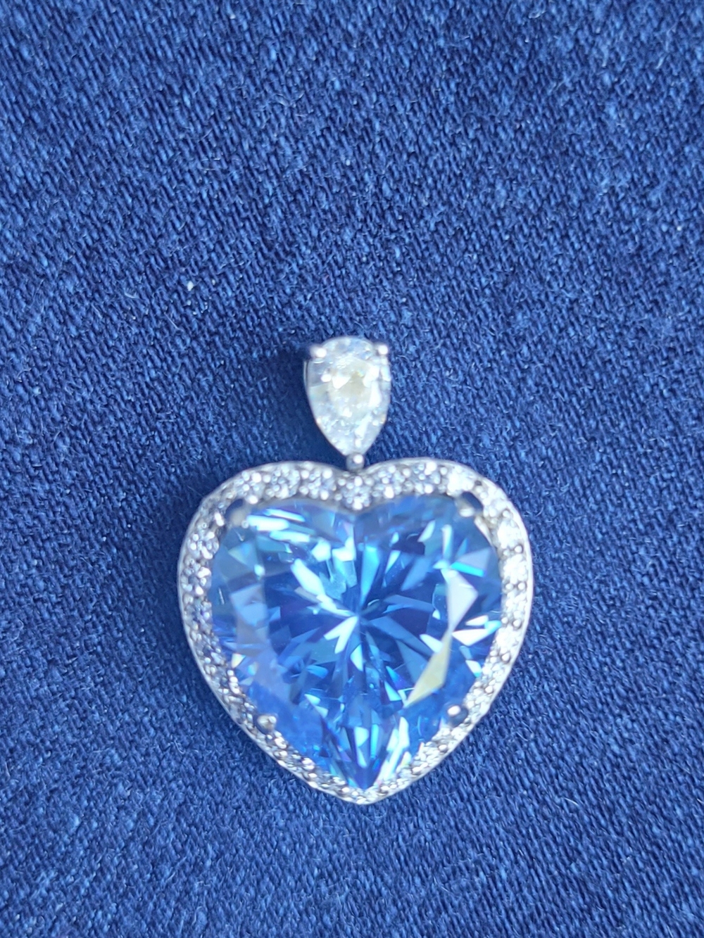 925 Sterling Silver Blue Heart Pendant w/ CZ Halo | Sapphire Look